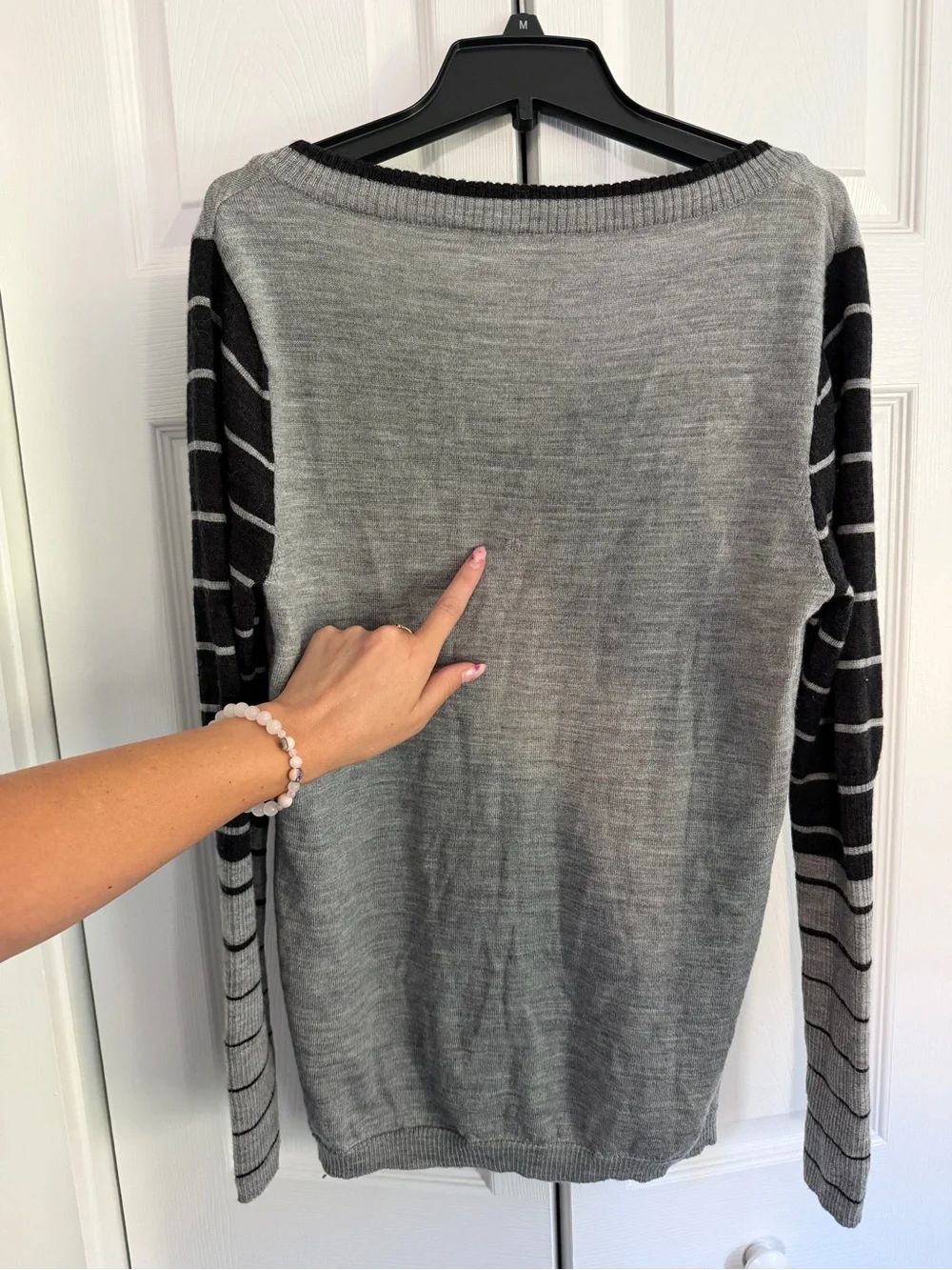 SMARTWOOL Sweater Womens M Gray Stripe V-Neck 100% Merino Wool